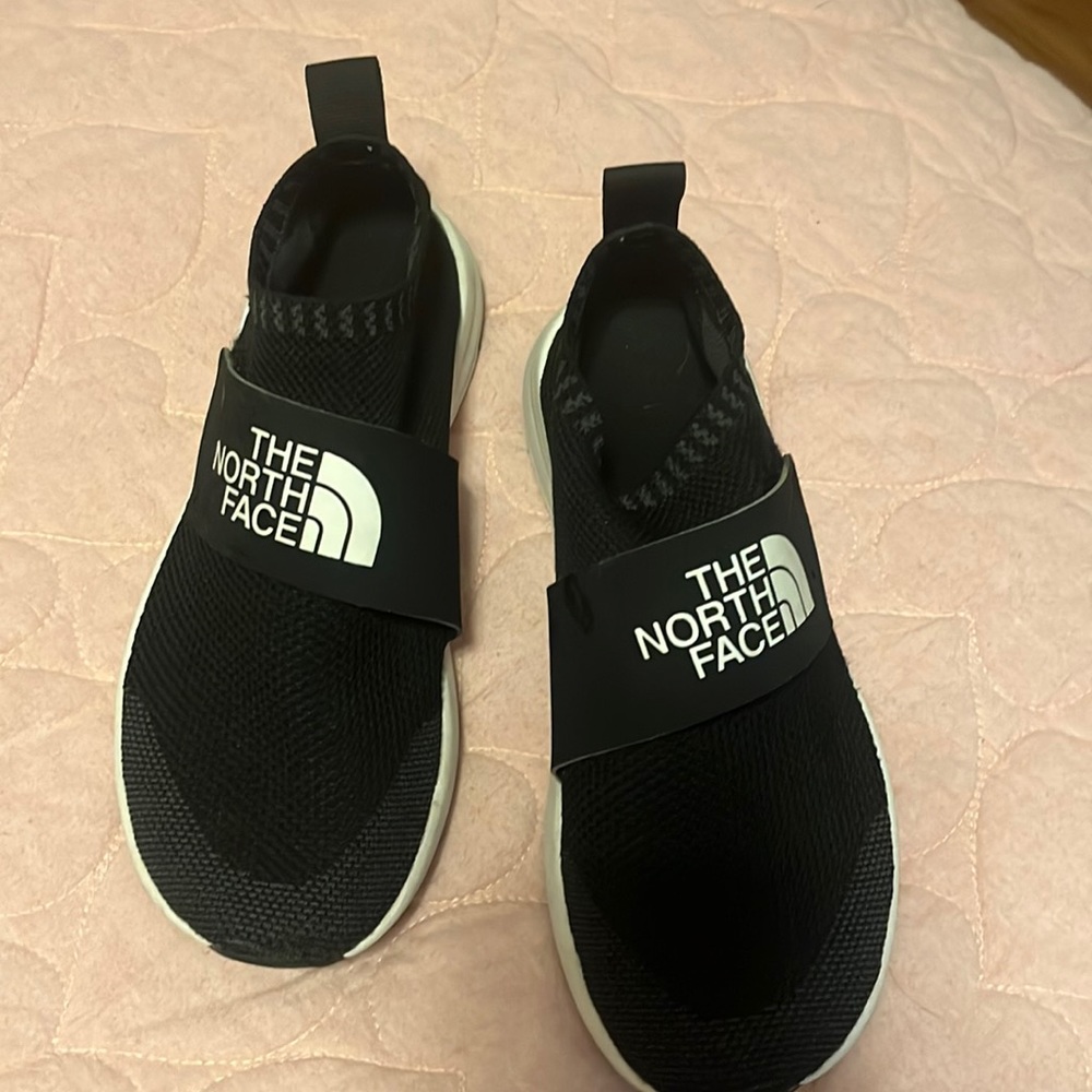 North face tennis shoes